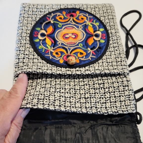 2 Boho/Ethnic Crossbody Bags - Picture 3 of 6